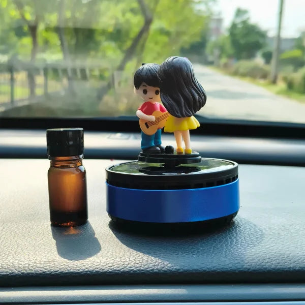 Car Dashboard Solar Air Freshener Couple with Refill Perfume
