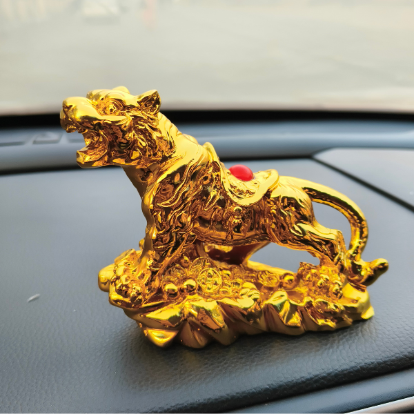 Lion Golden Sculpture Dashboard Decoration With Double Tape