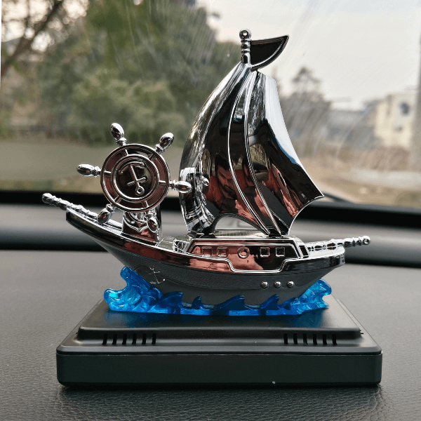 Car Dashboard Solar Air Freshener Ship with Refill Perfume