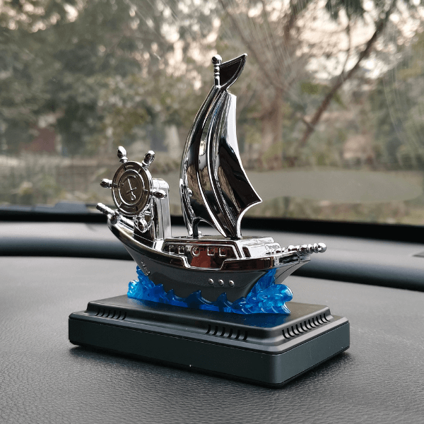 Car Dashboard Solar Air Freshener Ship with Refill Perfume