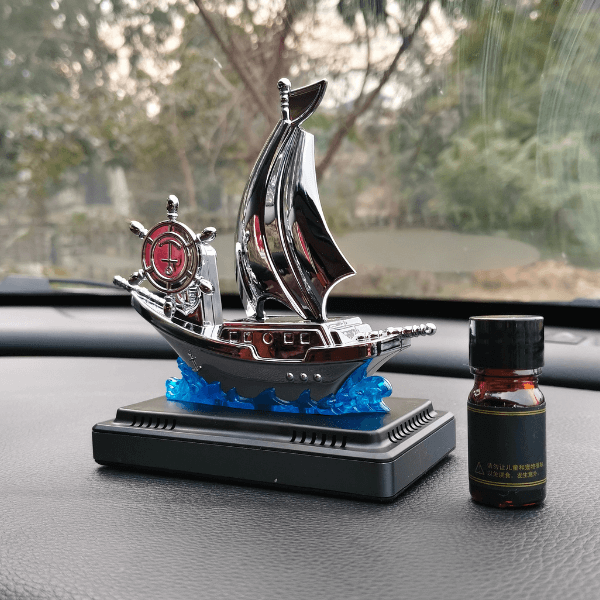 Car Dashboard Solar Air Freshener Ship with Refill Perfume